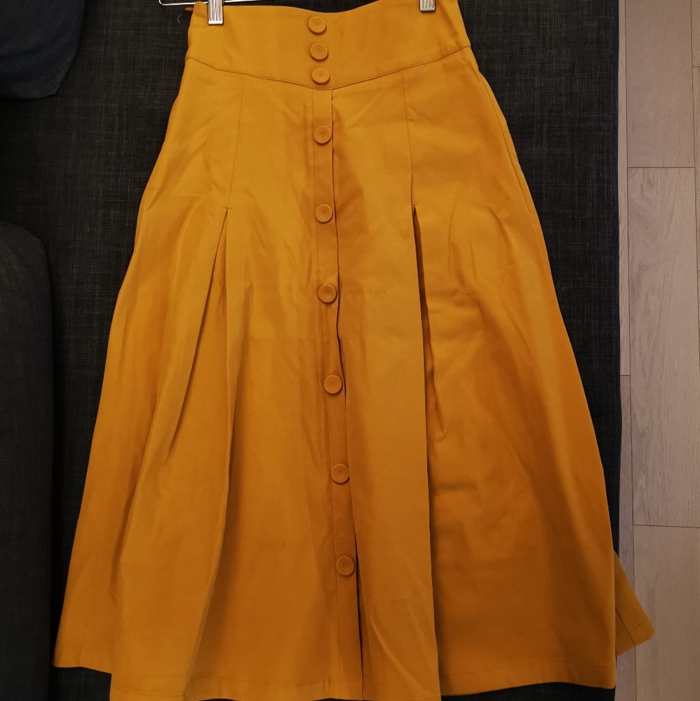 NWOT Yellow High-rise/waist Midi Skirt